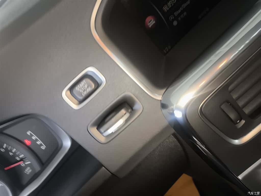 Volvo S60, 2019 17