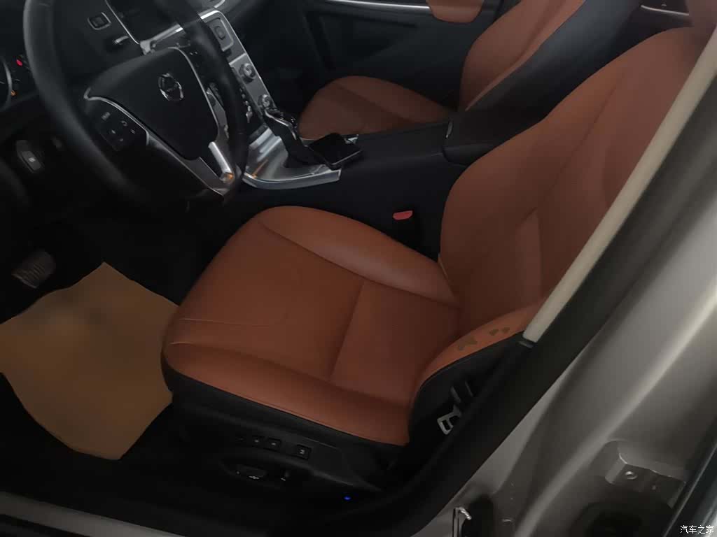 Volvo S60, 2019 11