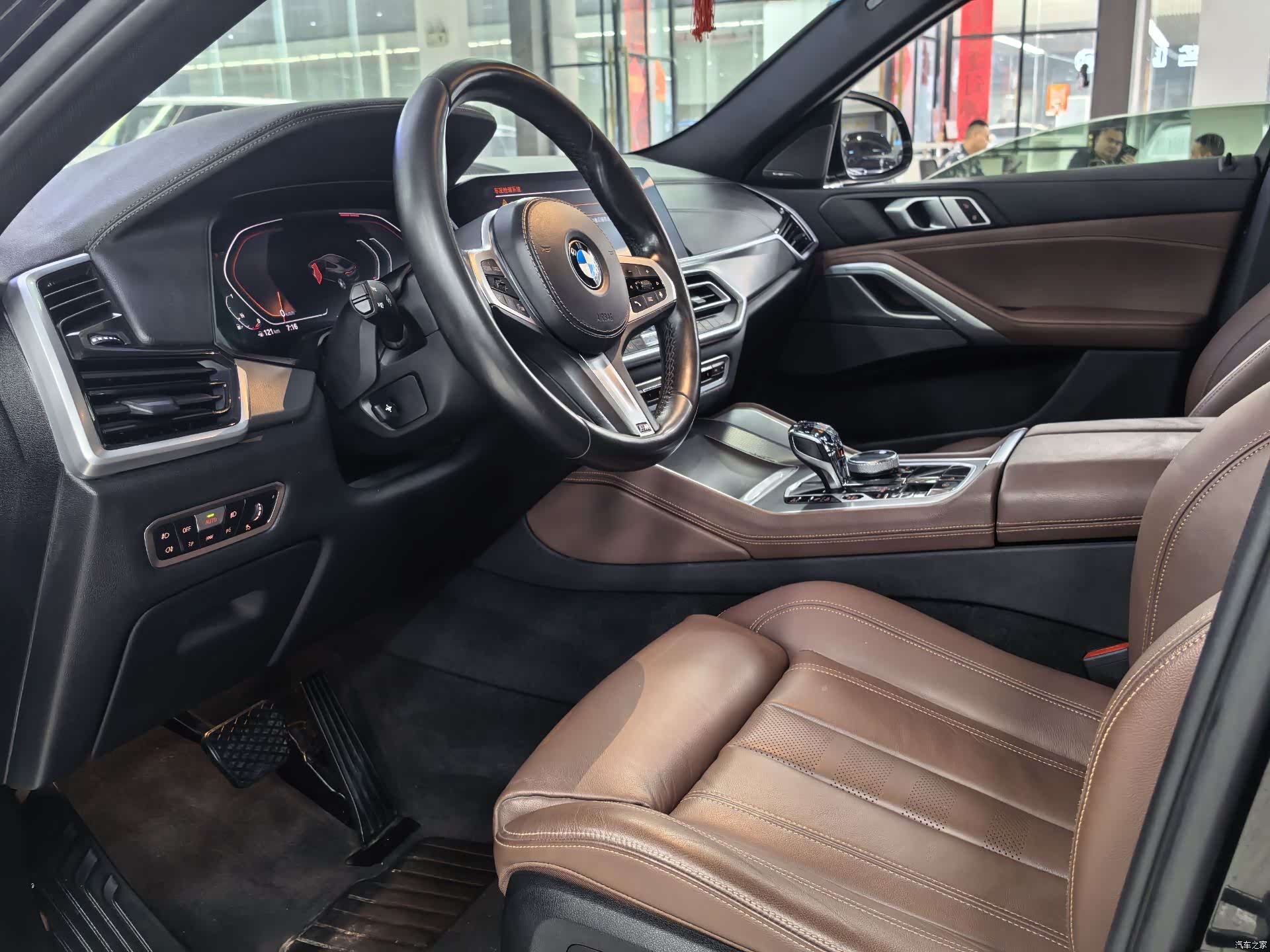 BMW X6, 2020 все фото
