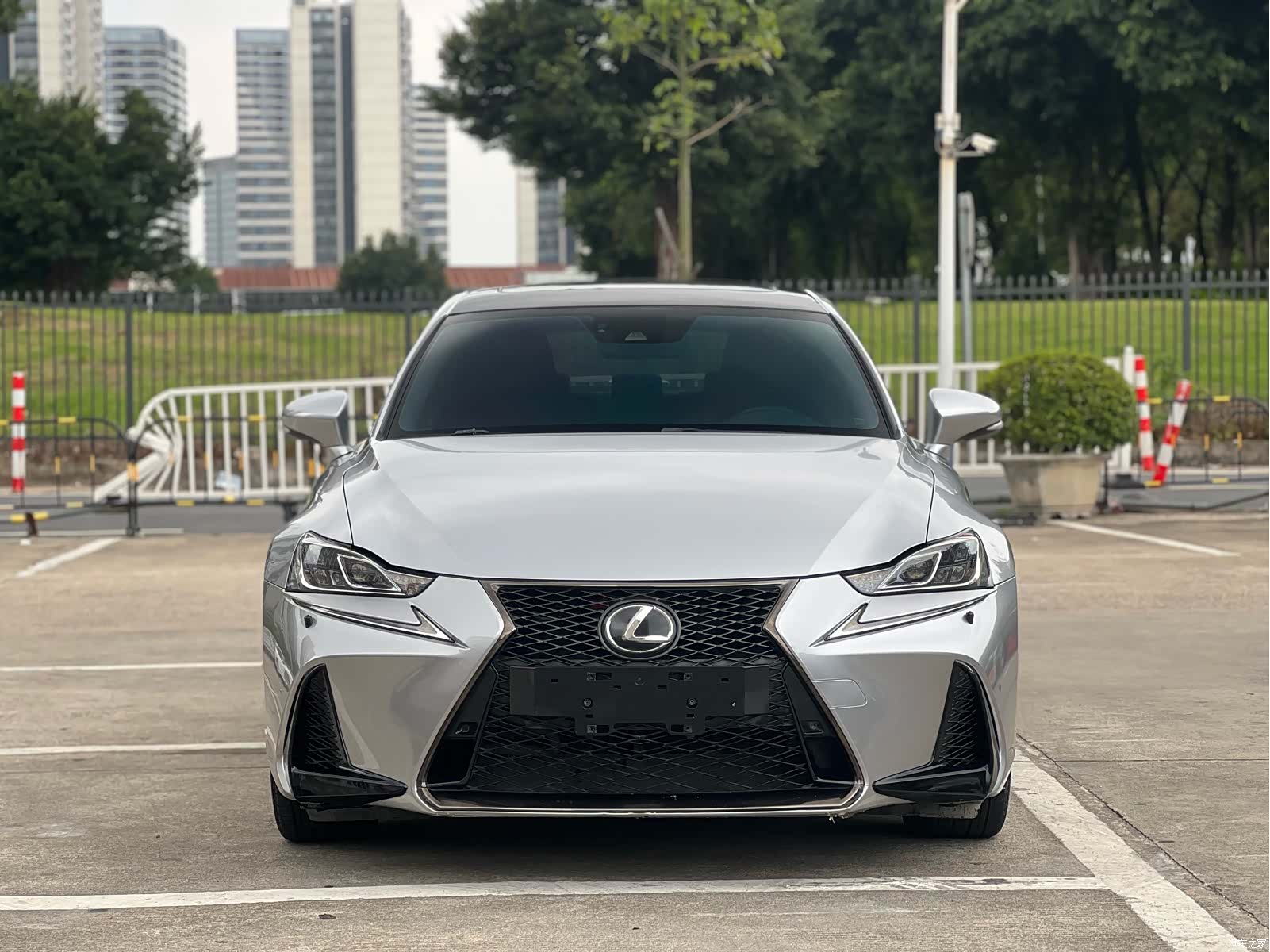 Lexus IS, 2018 2