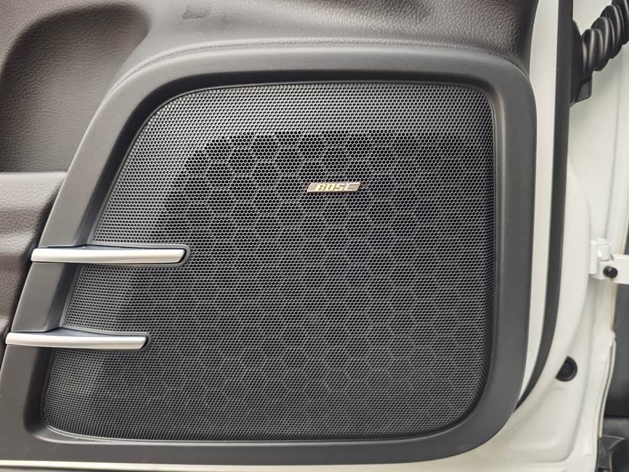 Porsche Cayenne 2016, фото 13
