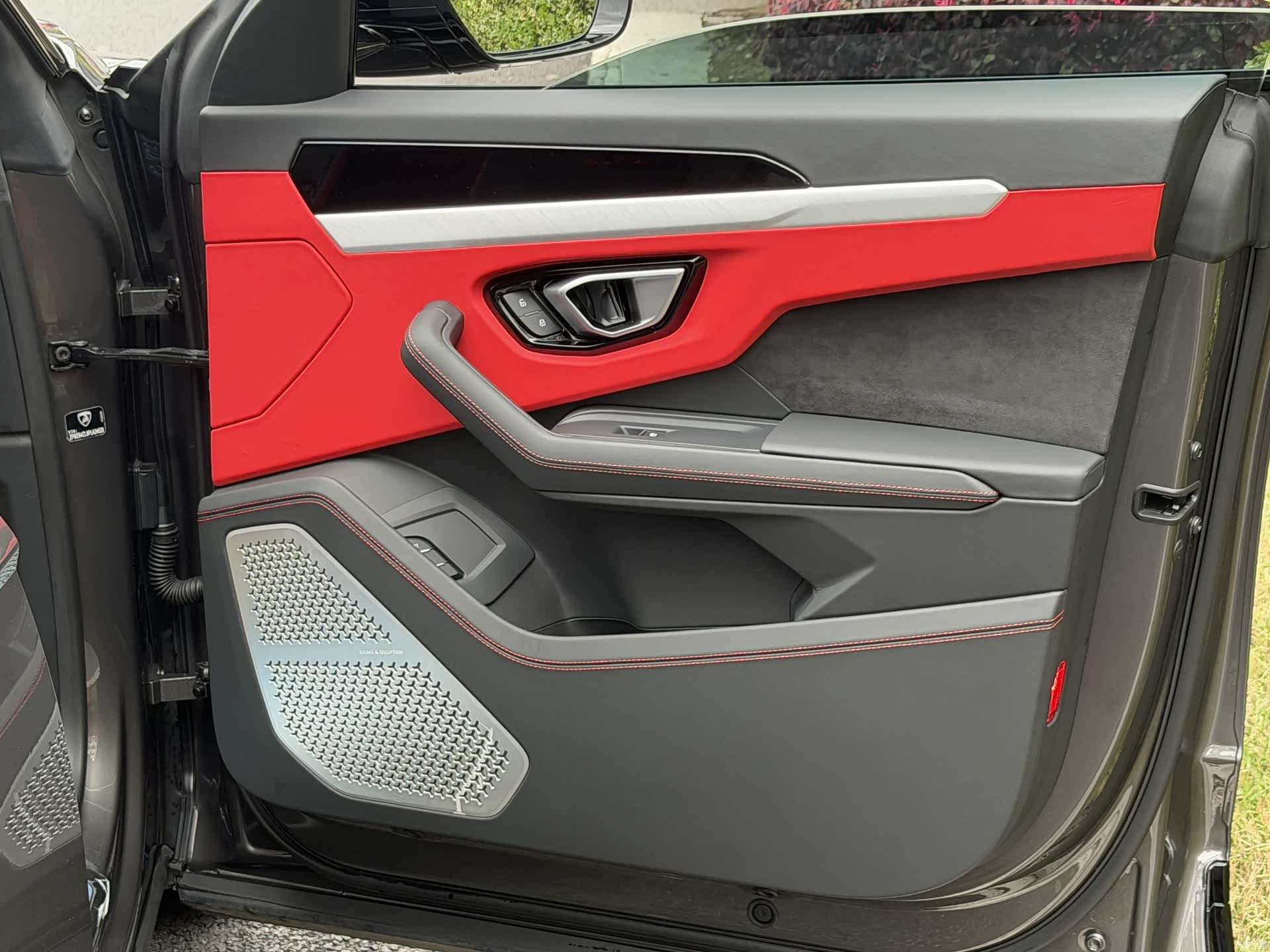 Lamborghini Urus, 2023 7