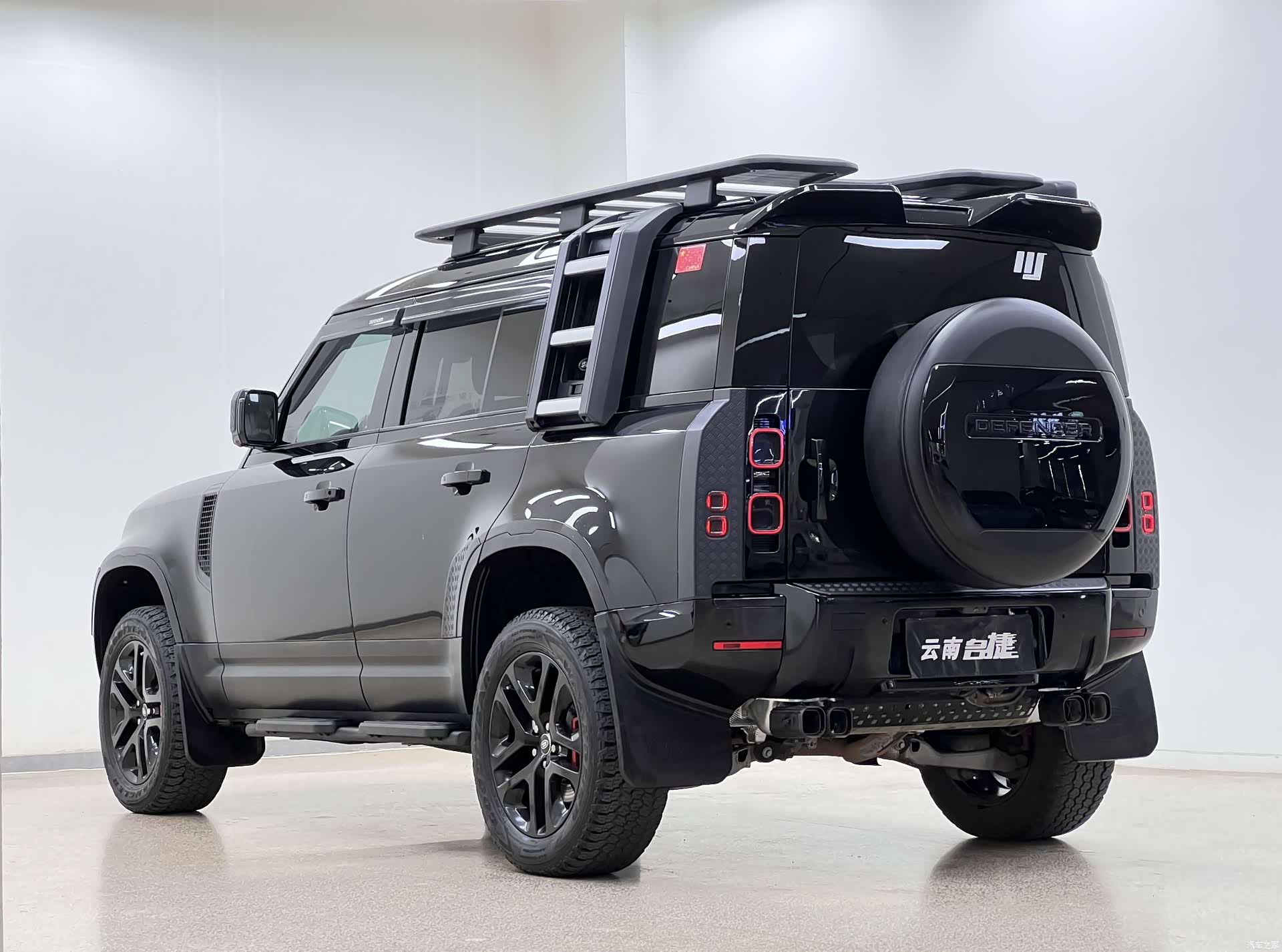 Land Rover Defender, 2022 4