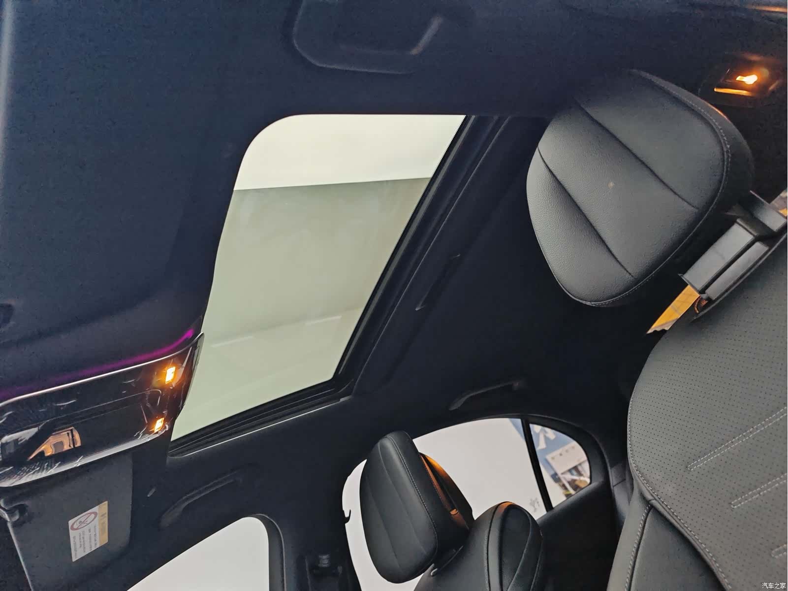 Mercedes-Benz C-Class, 2022 18
