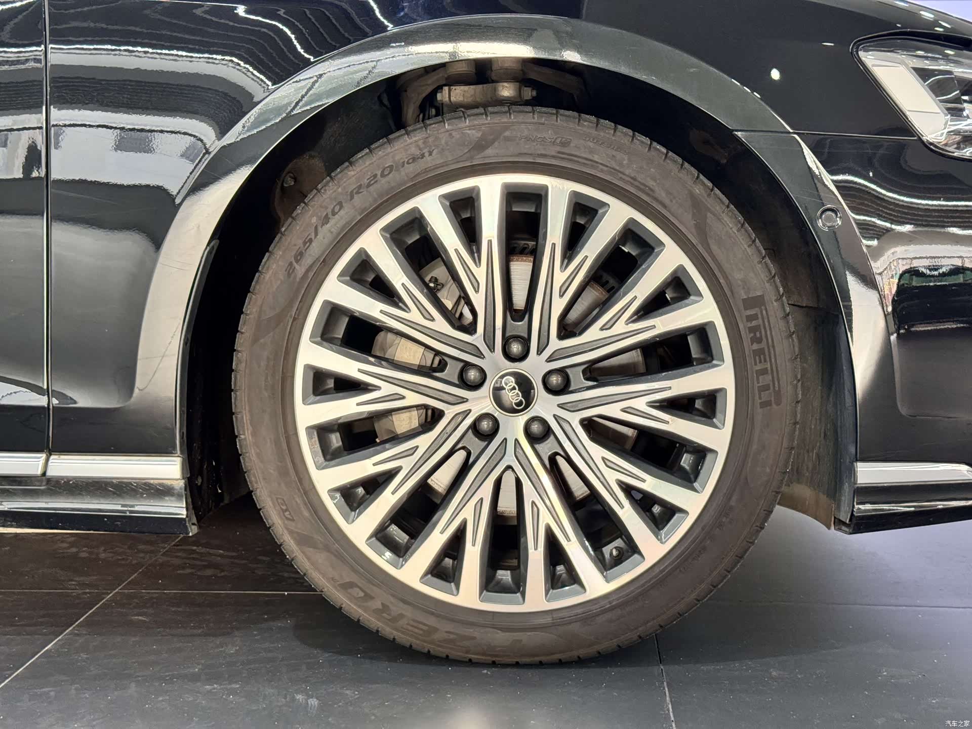 Audi A8L, 2023 4