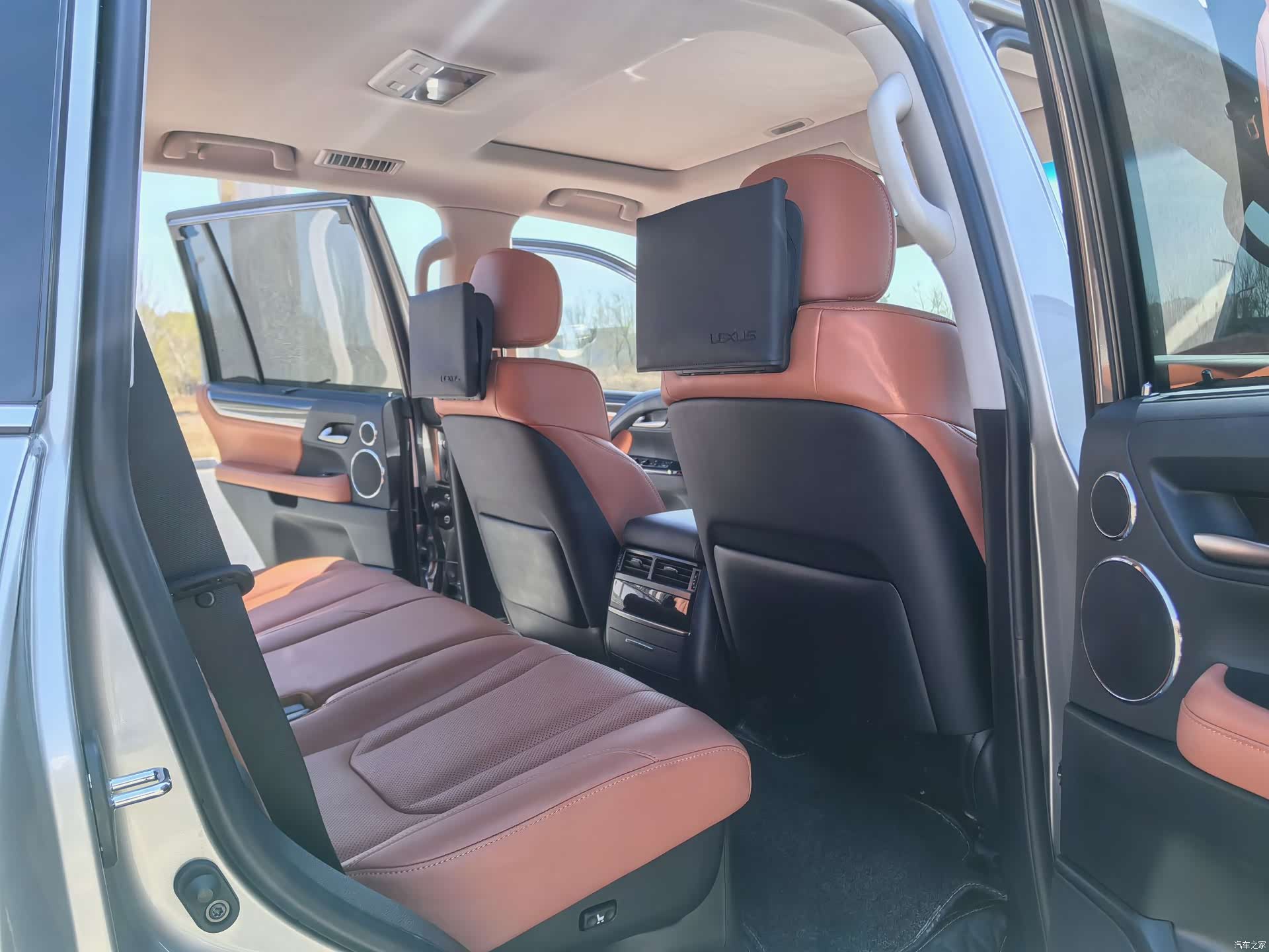 Lexus LX, 2018 15