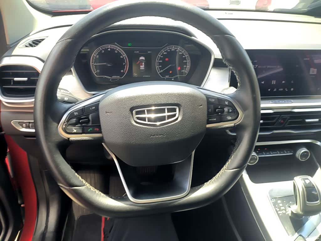Geely Coolray, 2019 11