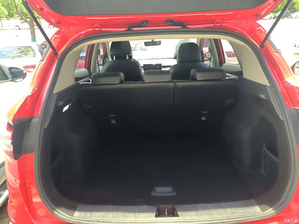 Geely Coolray, 2019 19