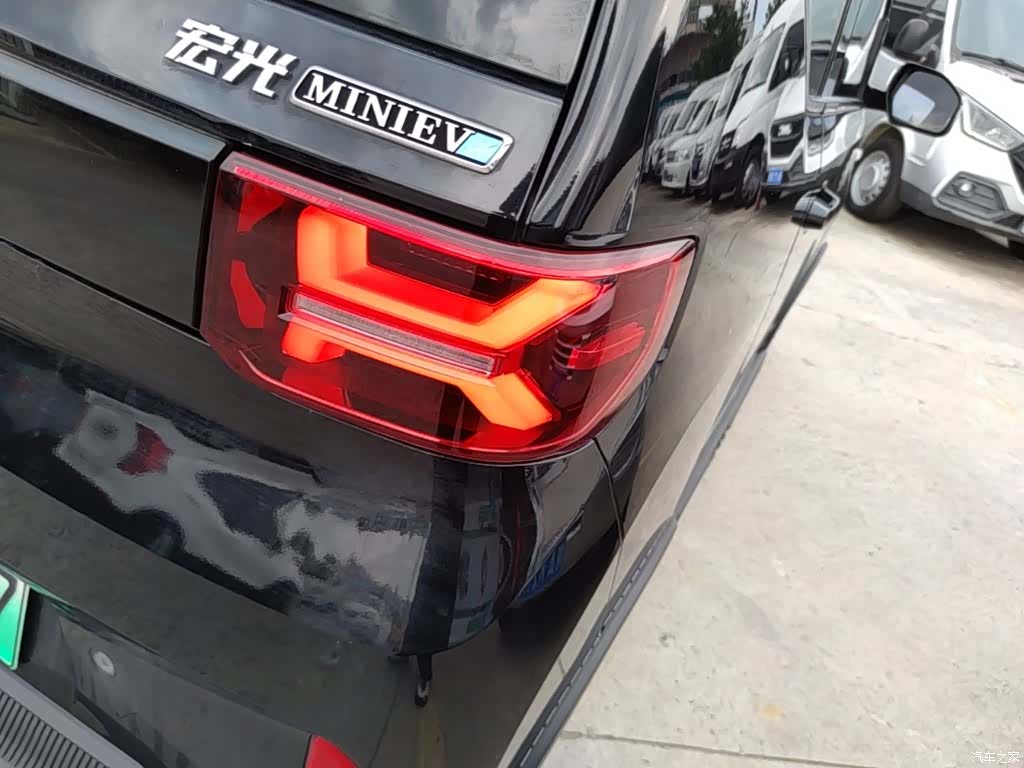 Wuling MINIEV, 2022 8