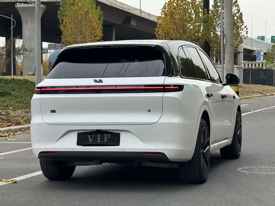 Li Auto Ideal L6