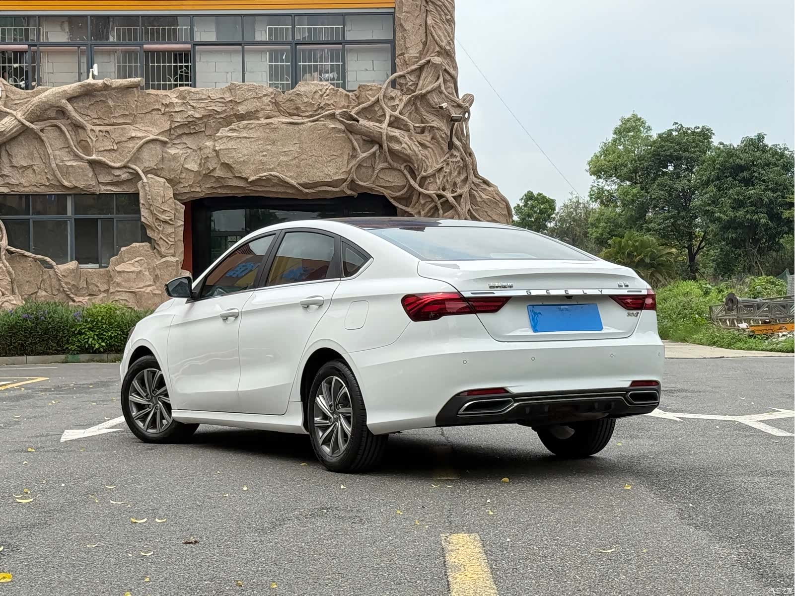 Geely Binray, 2020 3