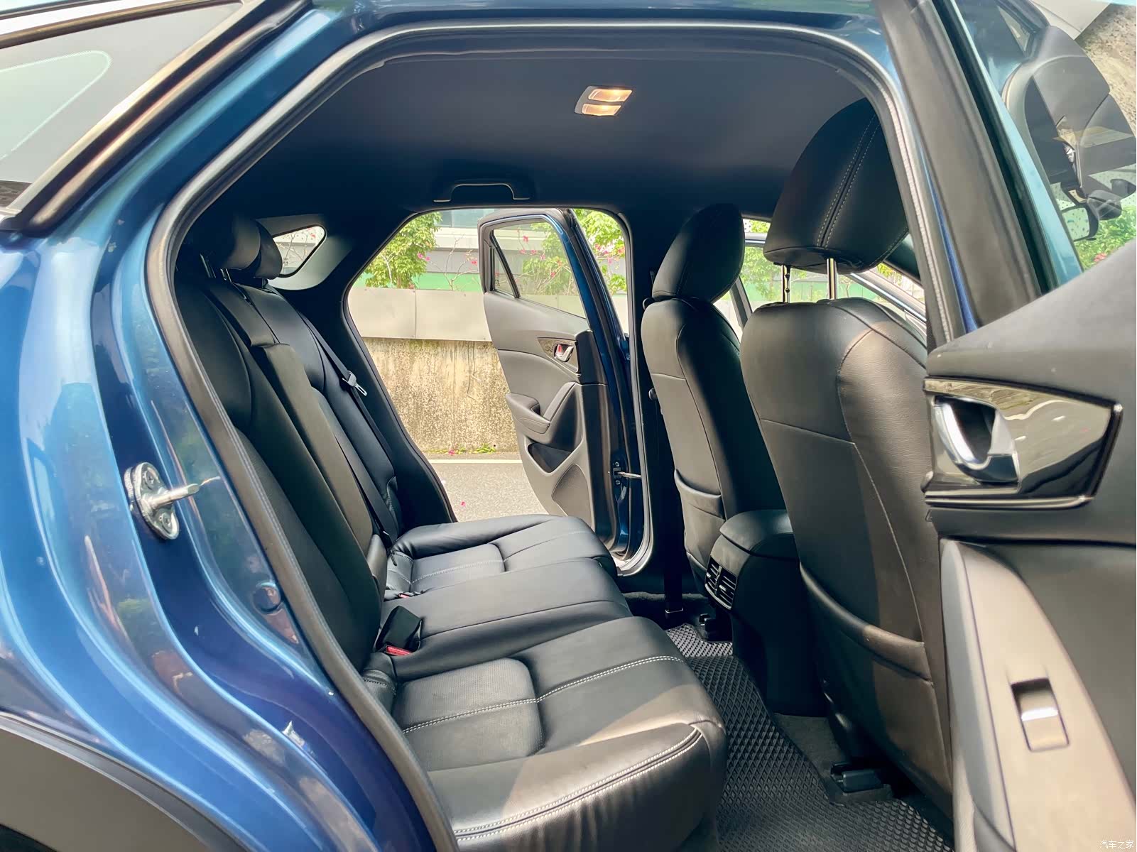 Mazda CX-4, 2020 12