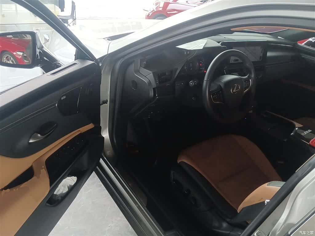 Lexus ES, 2023 16
