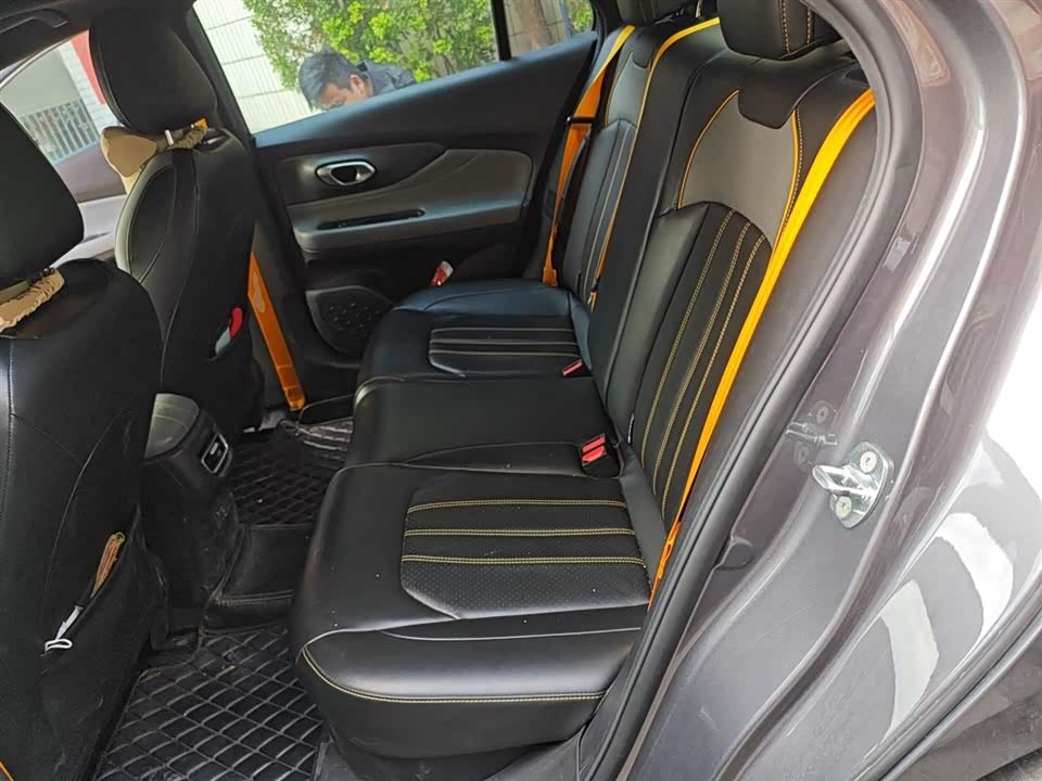 Trumpchi Shadow Leopard