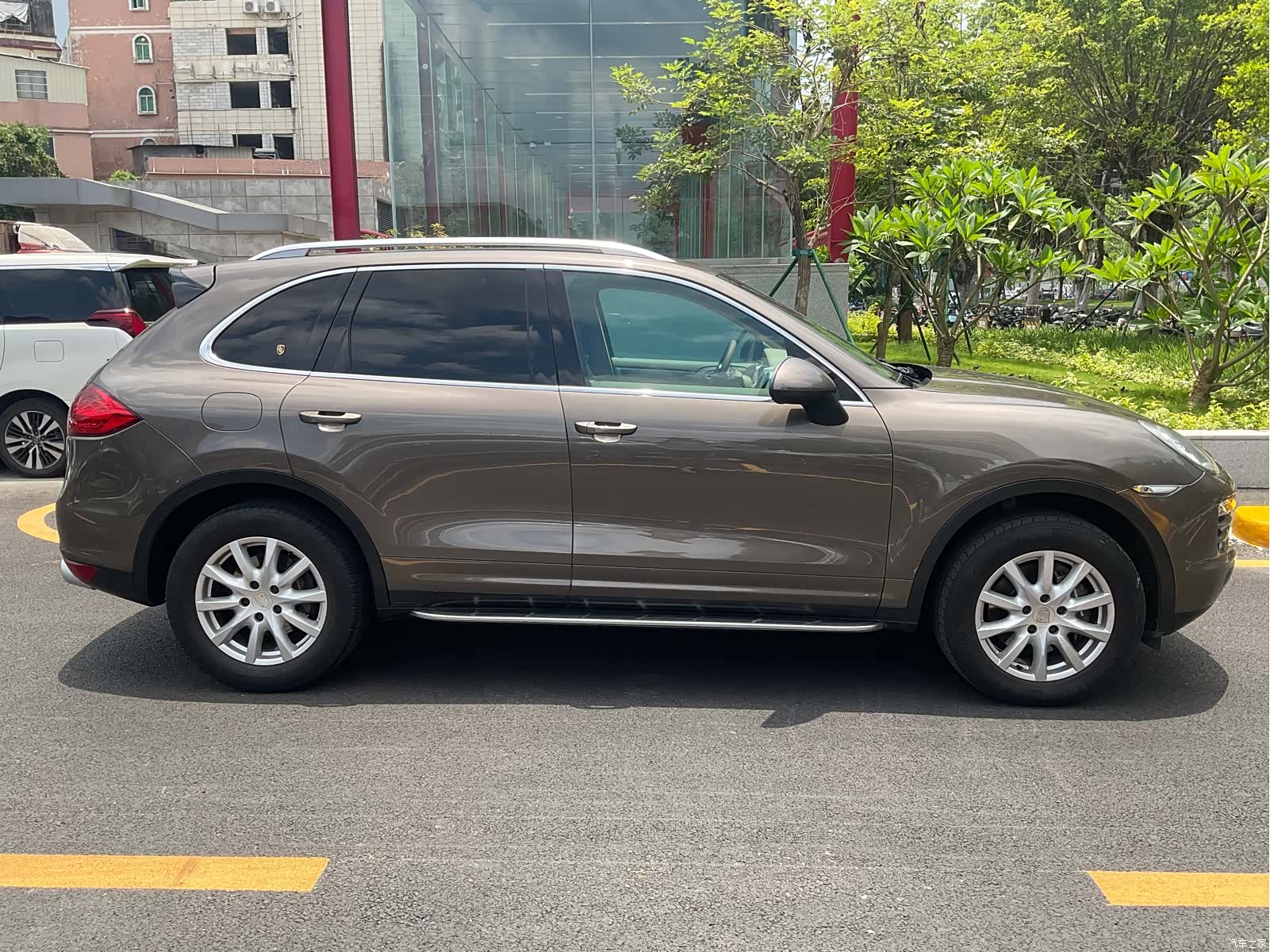 Porsche Cayenne, 2013 4