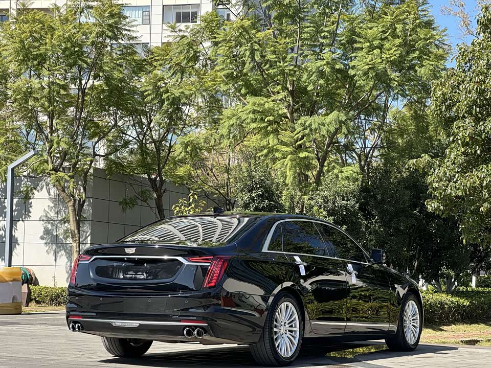 Cadillac CT6