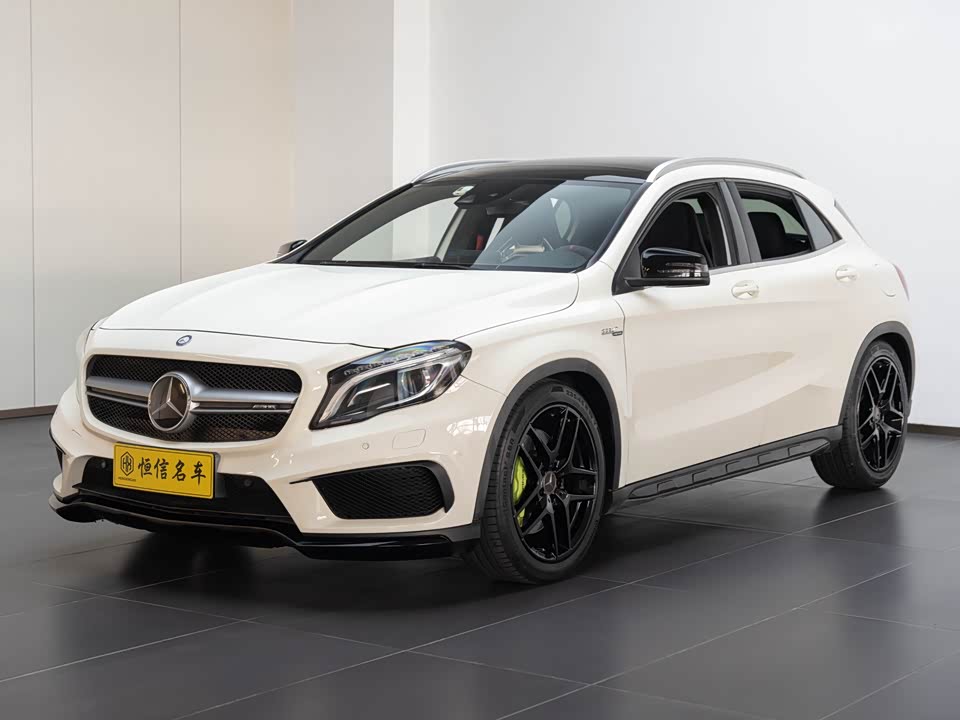 Mercedes-Benz GLA AMG