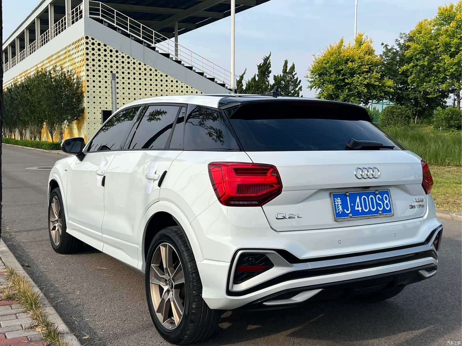 Audi Q2L, 2022 4