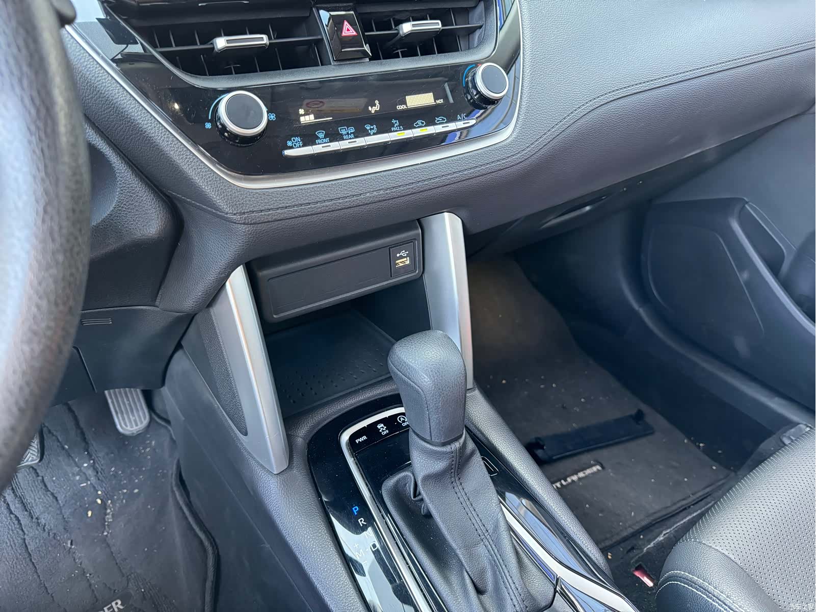 Toyota Frontlander, 2022 10