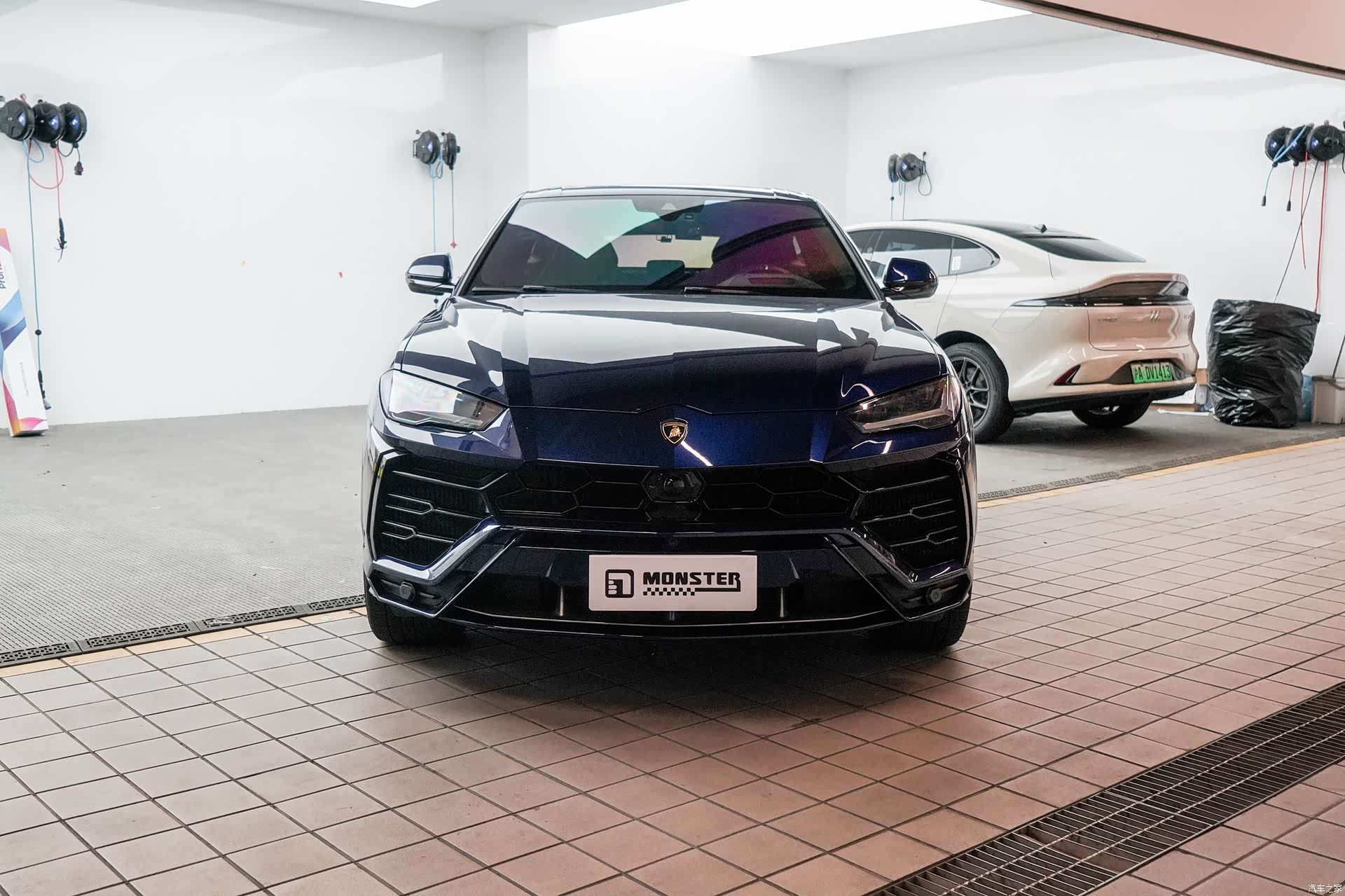Lamborghini Urus, 2019 2