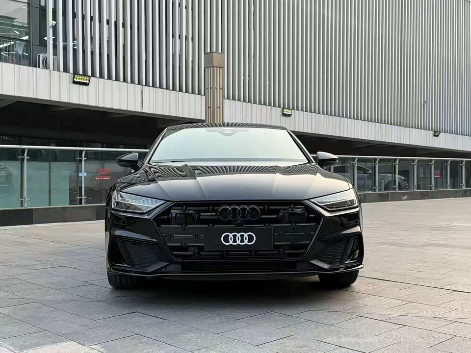 Audi A7L