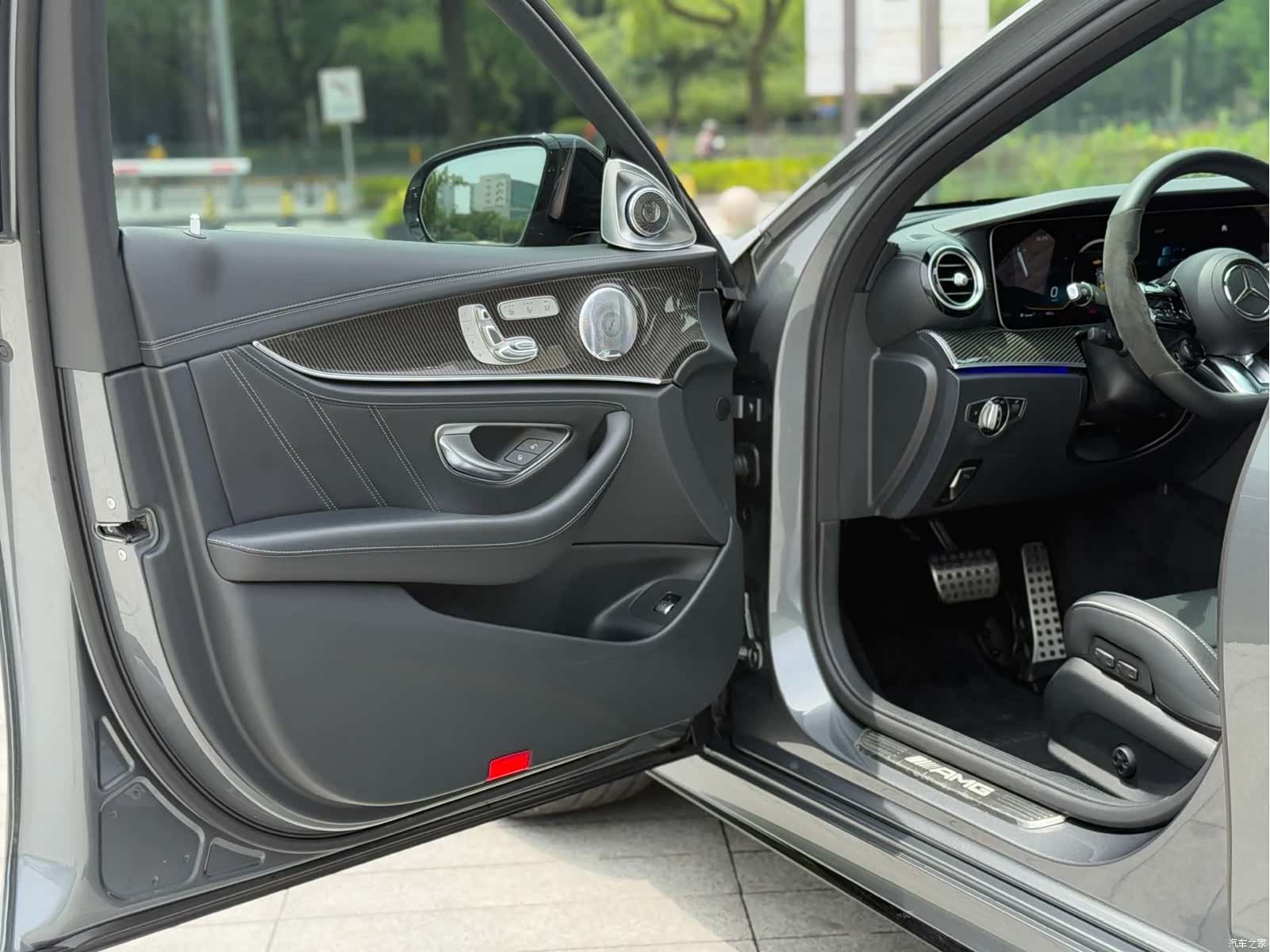 Mercedes-Benz E-Class, 2021 19