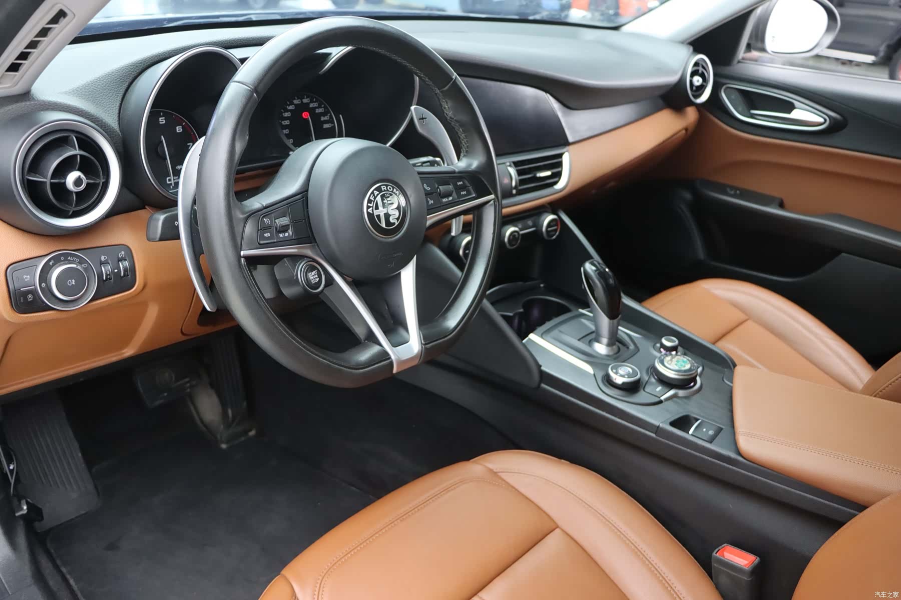 Alfa Romeo Giulia, 2019 4