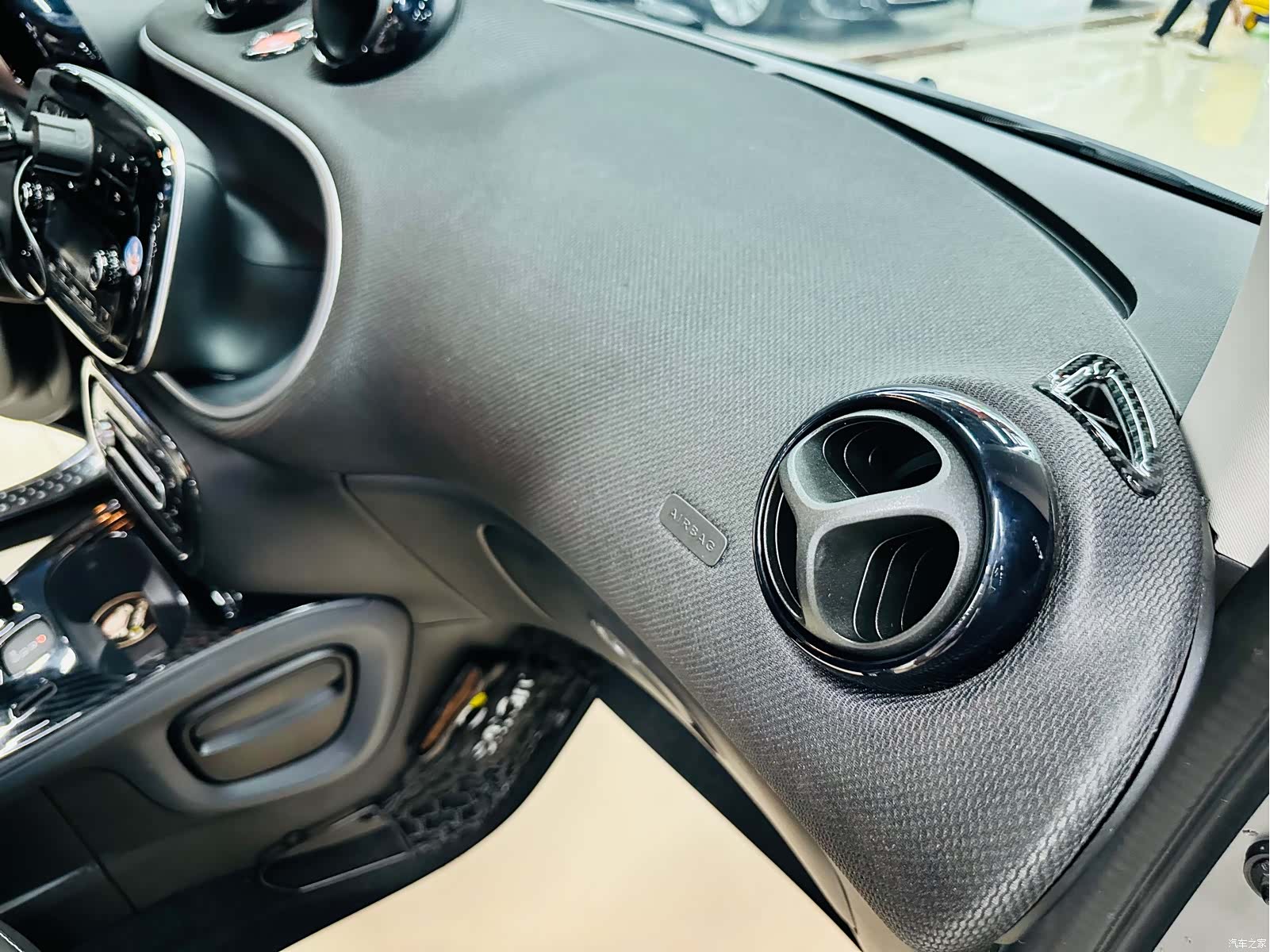 Smart Fortwo, 2019 25