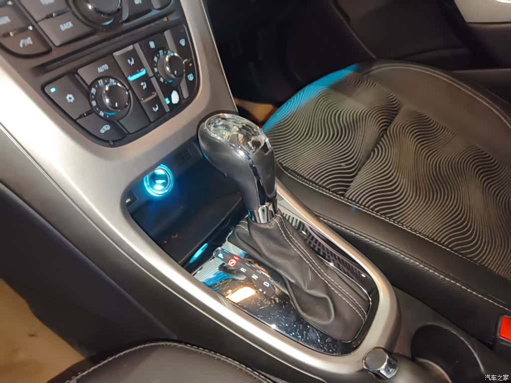 Buick XT, 2015 14