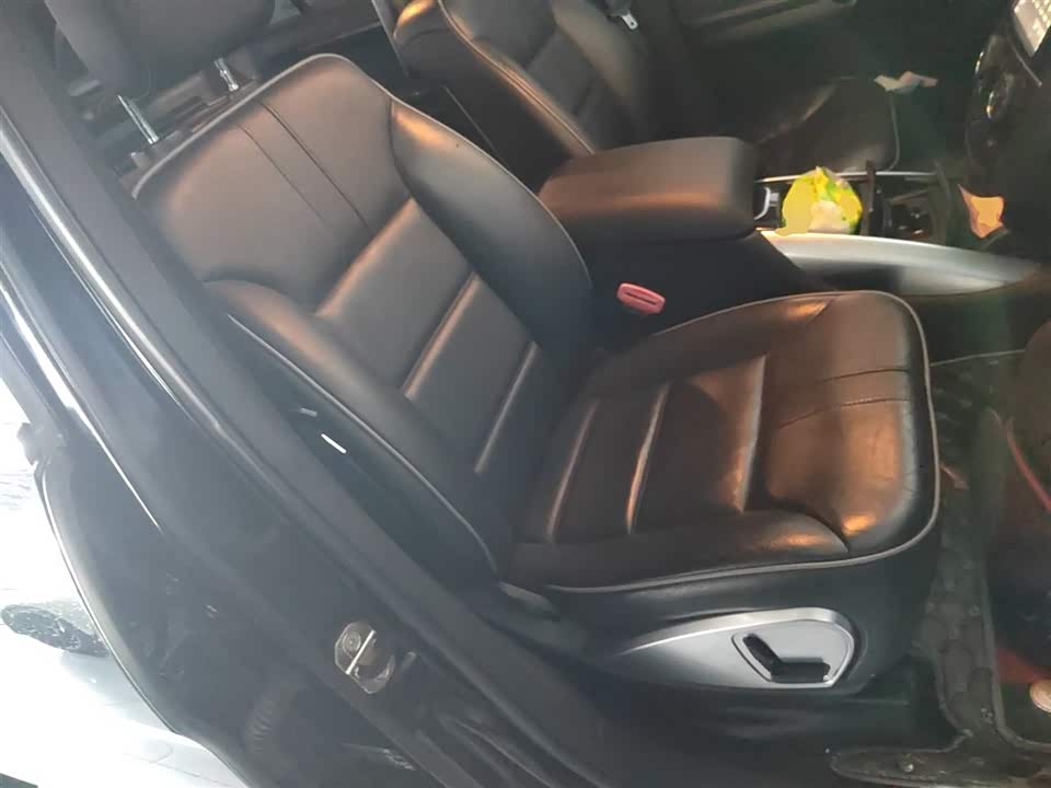 Mercedes-Benz R-class