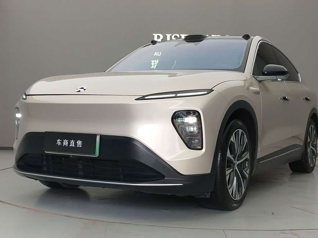 NIO EC7