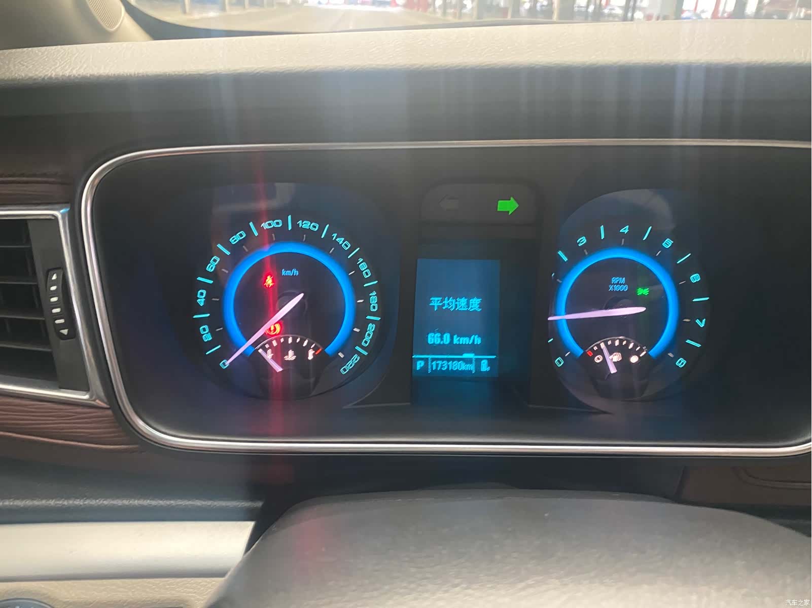 Buick GL8, 2015 16