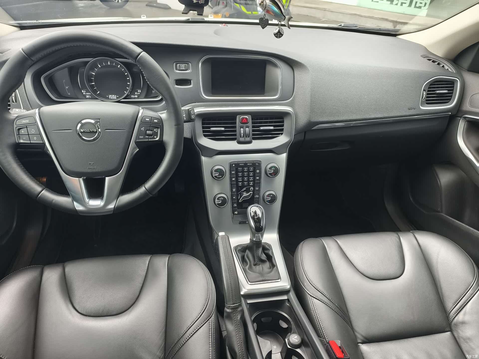 Volvo V40, 2017 11