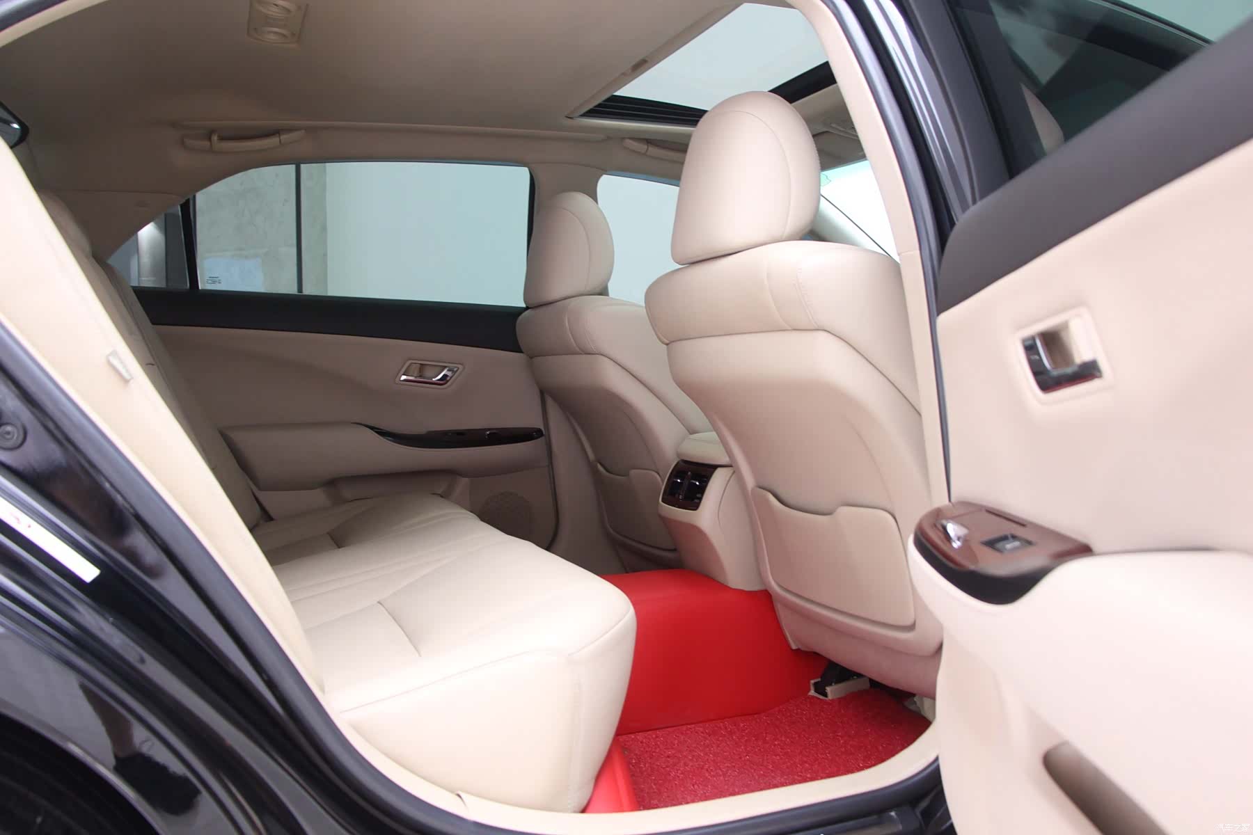 Toyota Crown, 2012 11