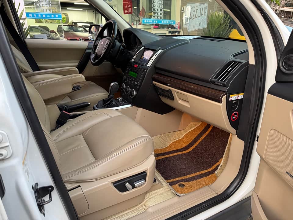 Land Rover Freelander 2