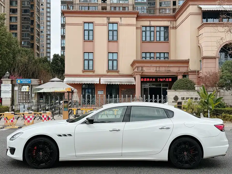 Maserati President