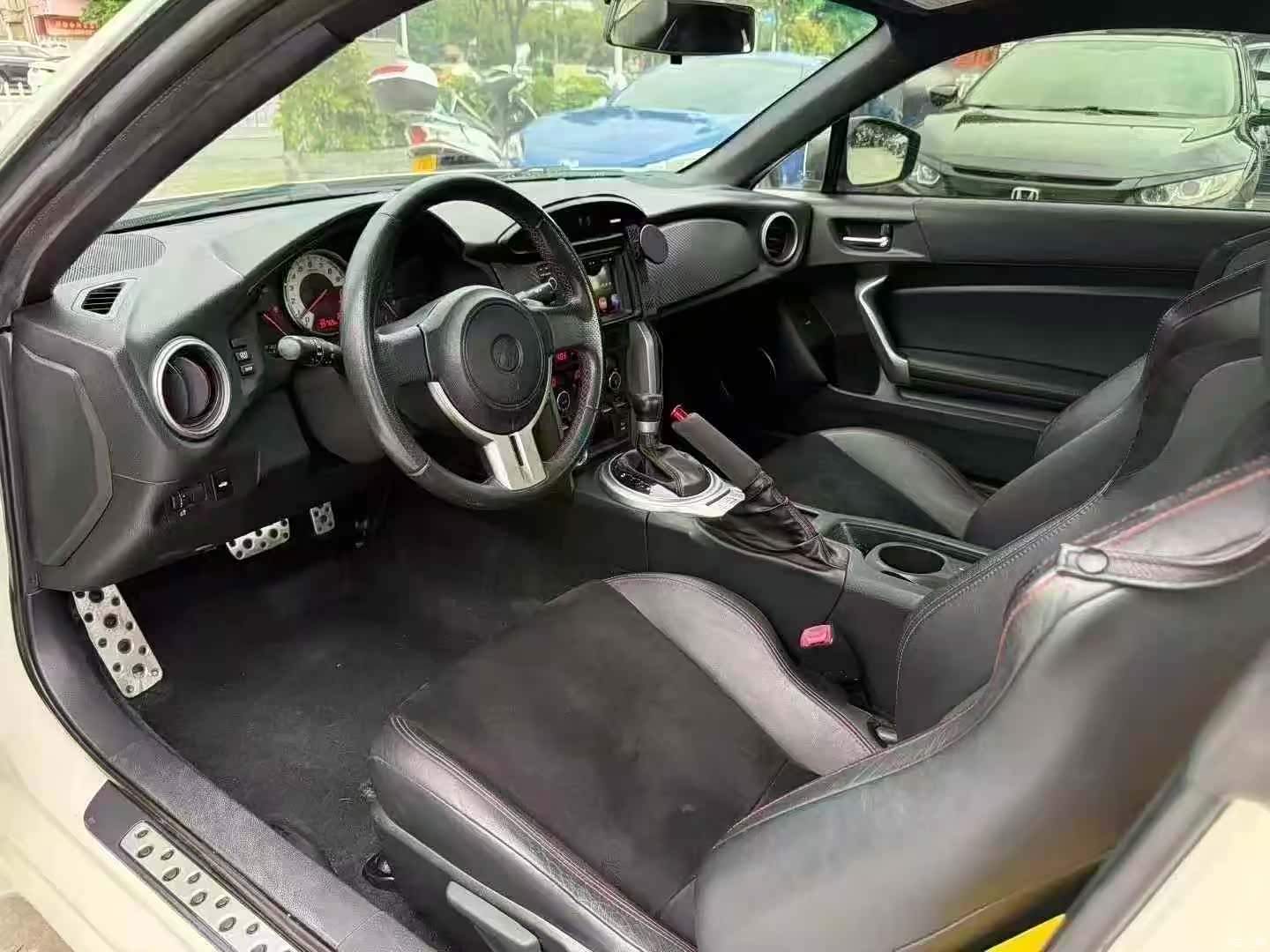 Toyota 86, 2015 7