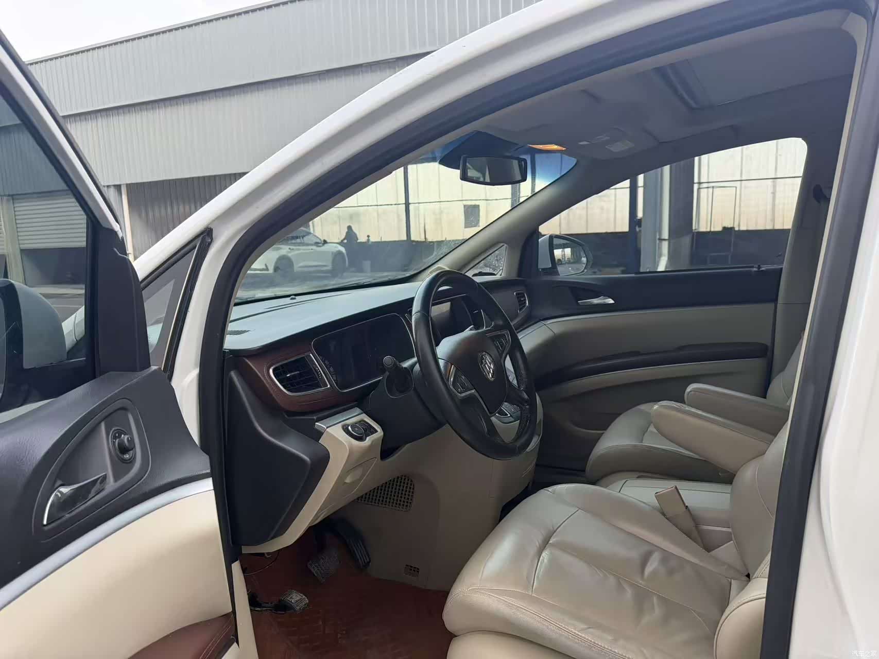 Buick GL8, 2019 все фото