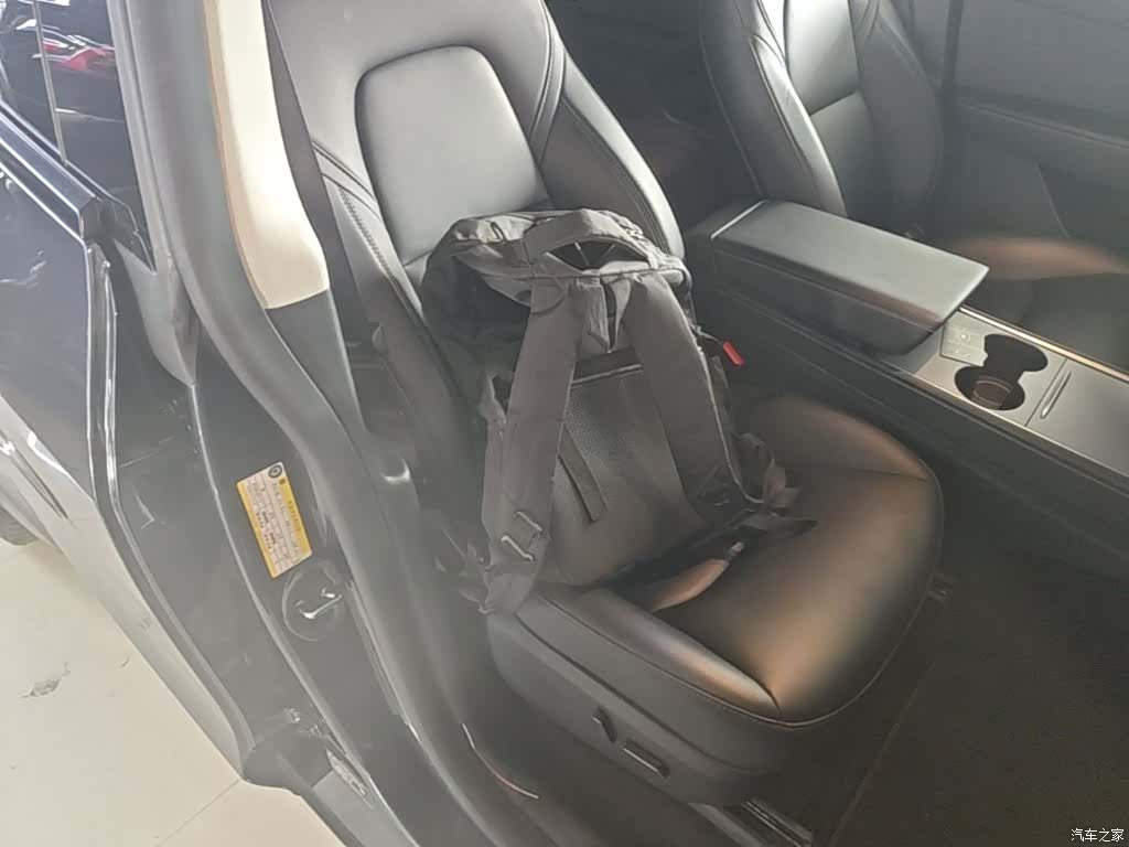 Tesla Model Y, 2024 25