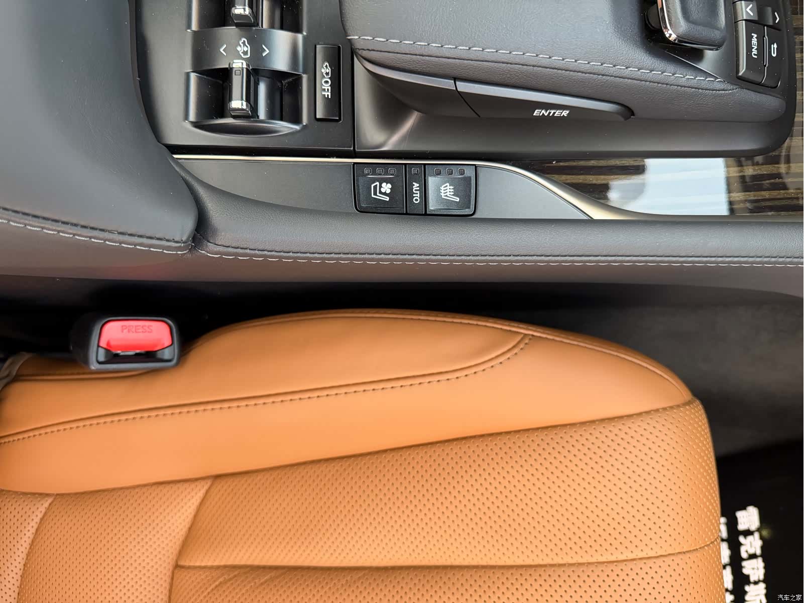 Lexus LX, 2022 19