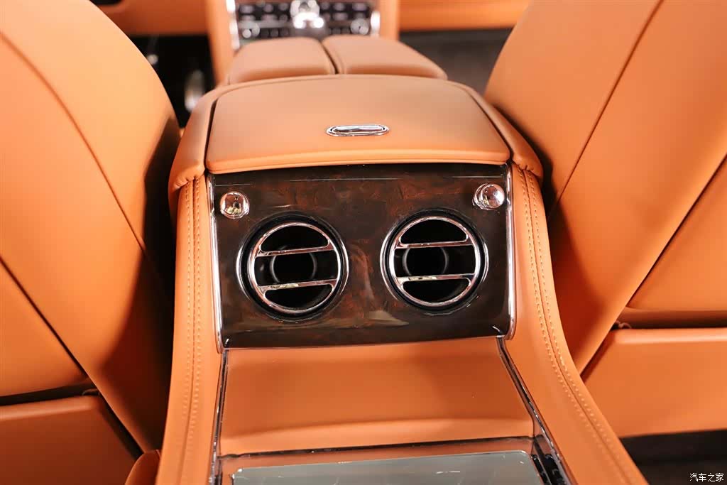Bentley Mulsanne, 2019 25