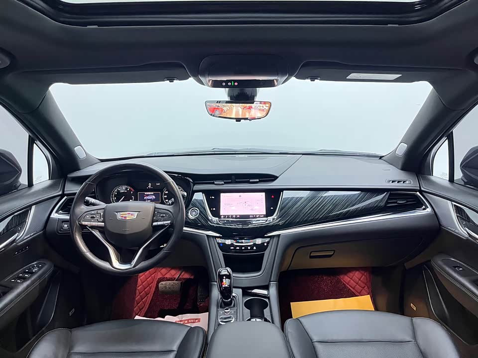 Cadillac XT6