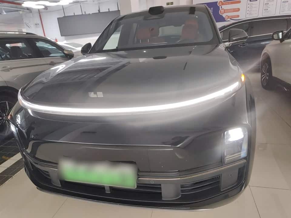 Li Auto Ideal L8