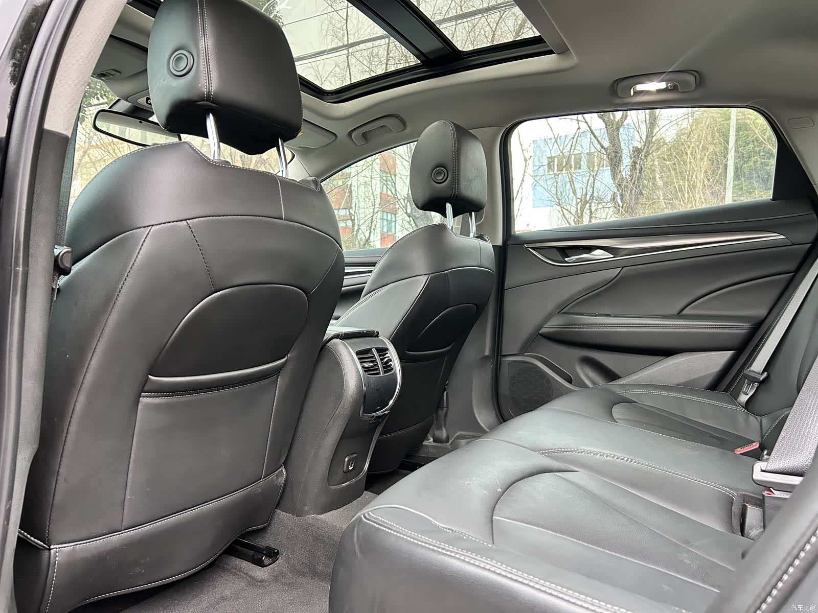 Buick LaCrosse, 2022 10