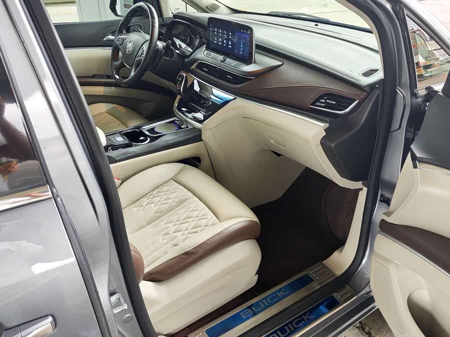 Buick GL8 2022, фото 22