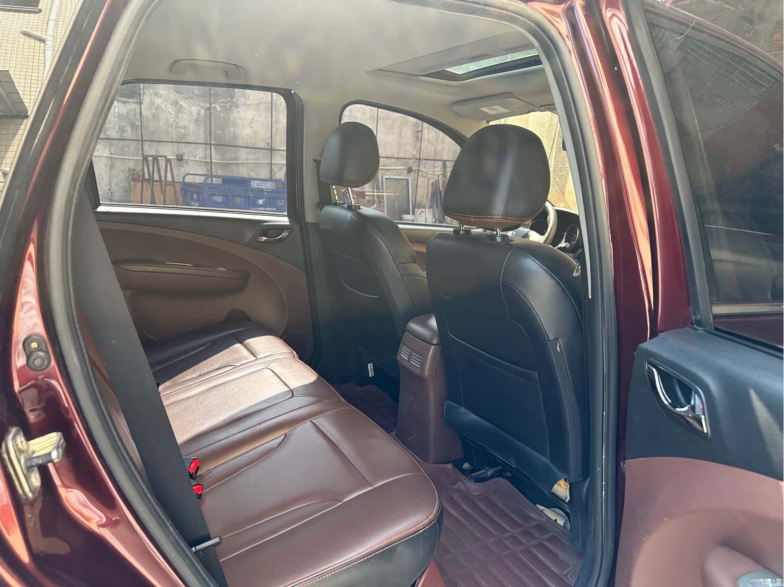 DongFeng X5, 2016 7
