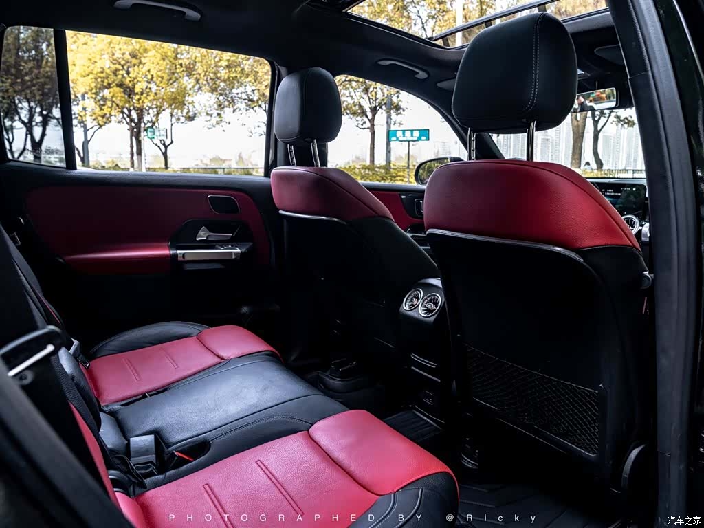 Mercedes-Benz GLB, 2021 11
