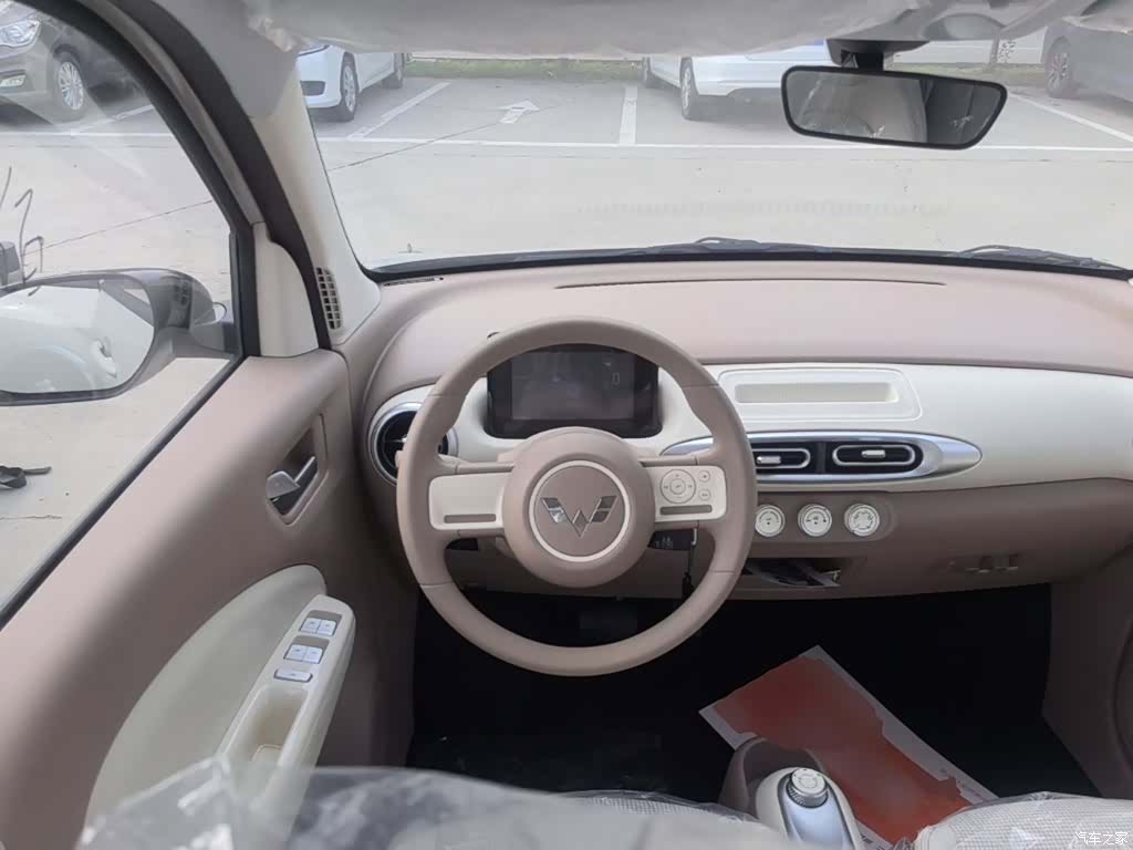 Wuling MINIEV, 2026 11