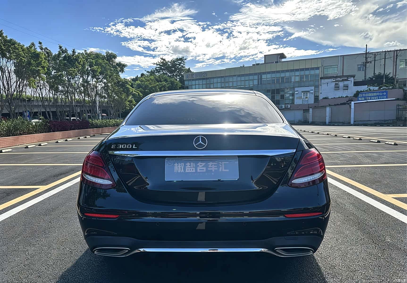 Mercedes-Benz E-Class, 2020 4