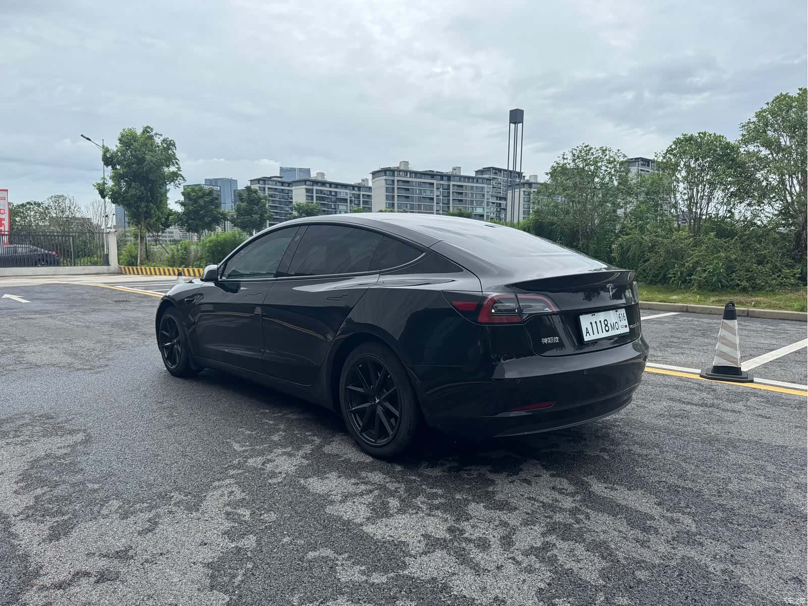 Tesla Model 3, 2022 4